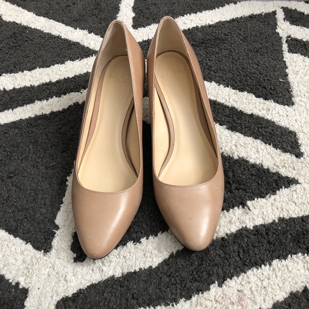 Cole Haan nude pump